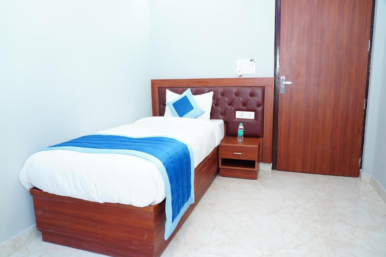Expomart Inn Greater Noida Esterno foto