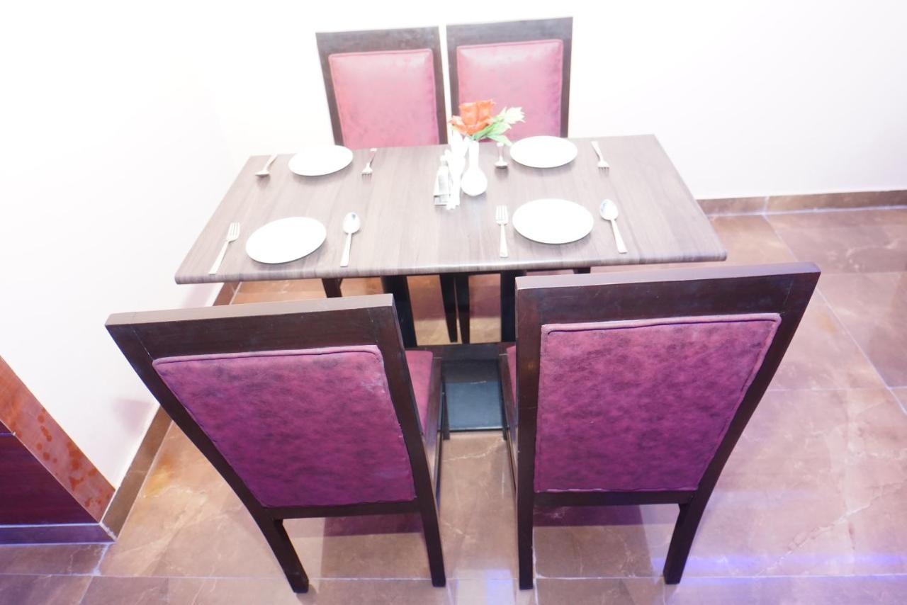 Expomart Inn Greater Noida Esterno foto