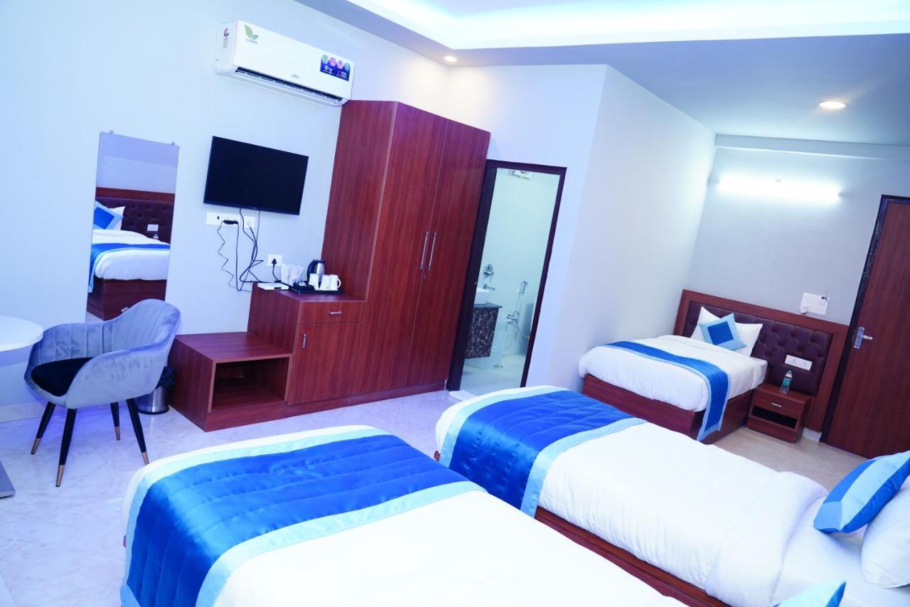Expomart Inn Greater Noida Esterno foto