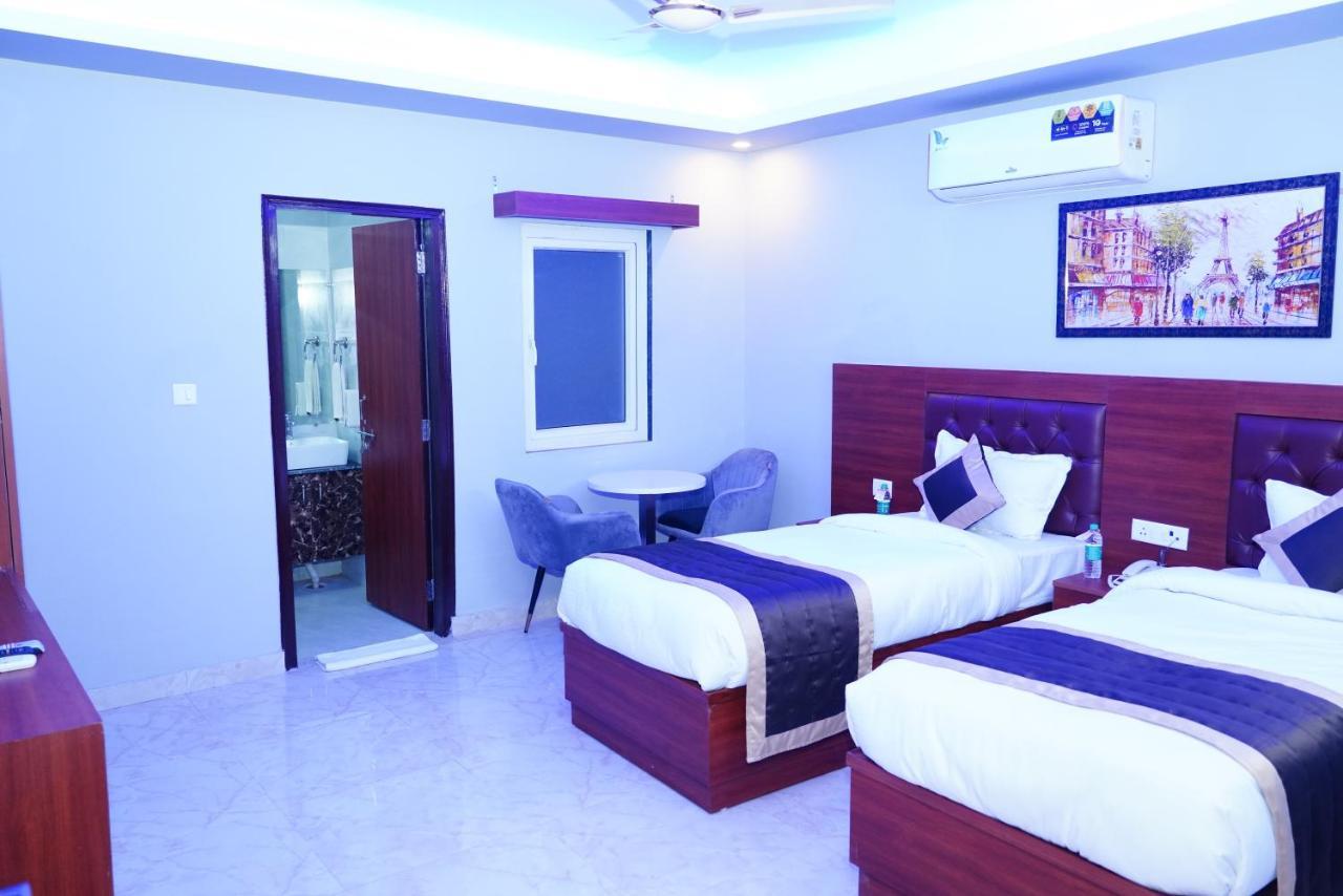 Expomart Inn Greater Noida Esterno foto