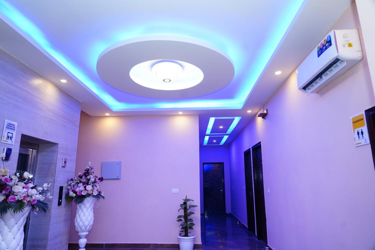 Expomart Inn Greater Noida Esterno foto
