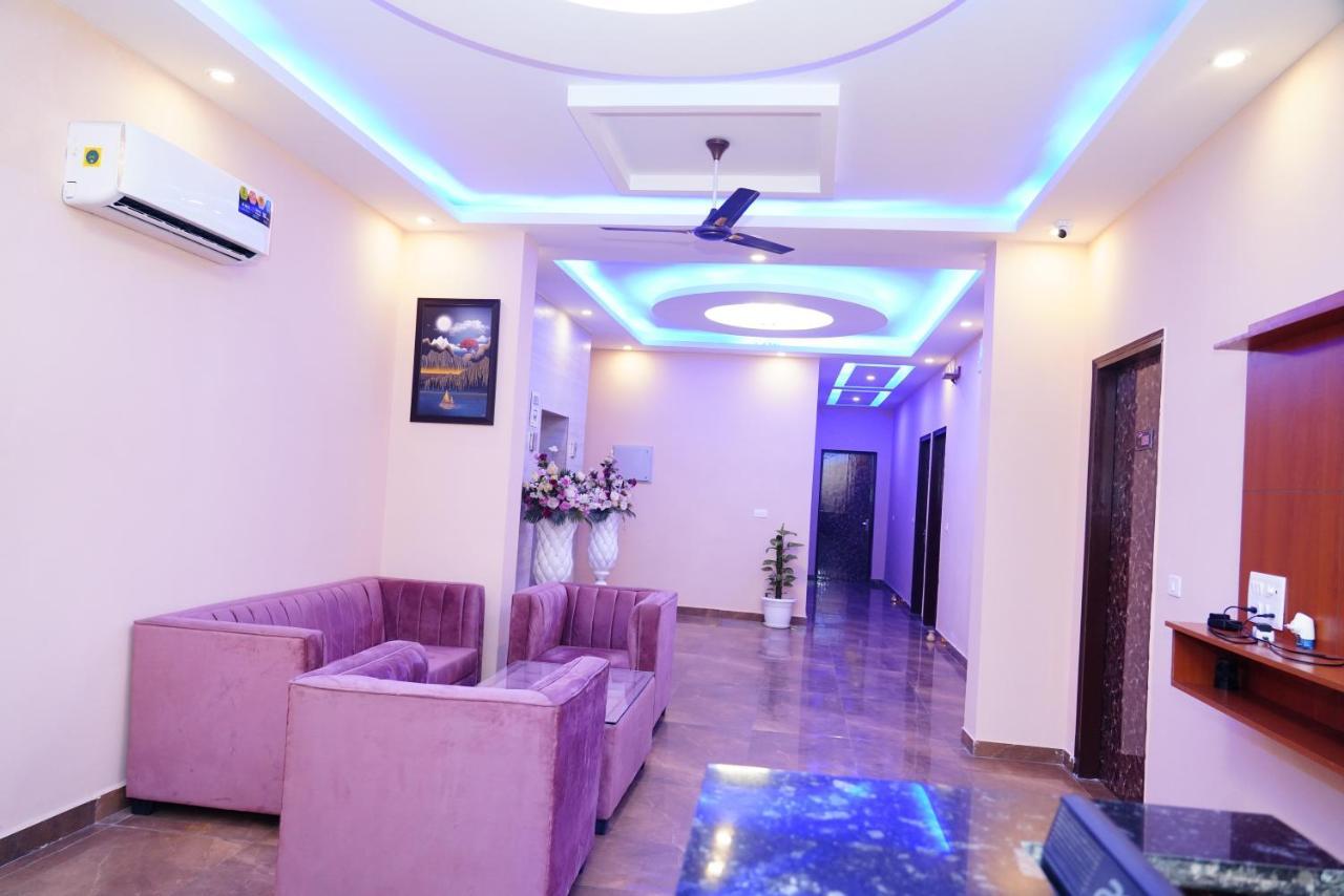 Expomart Inn Greater Noida Esterno foto