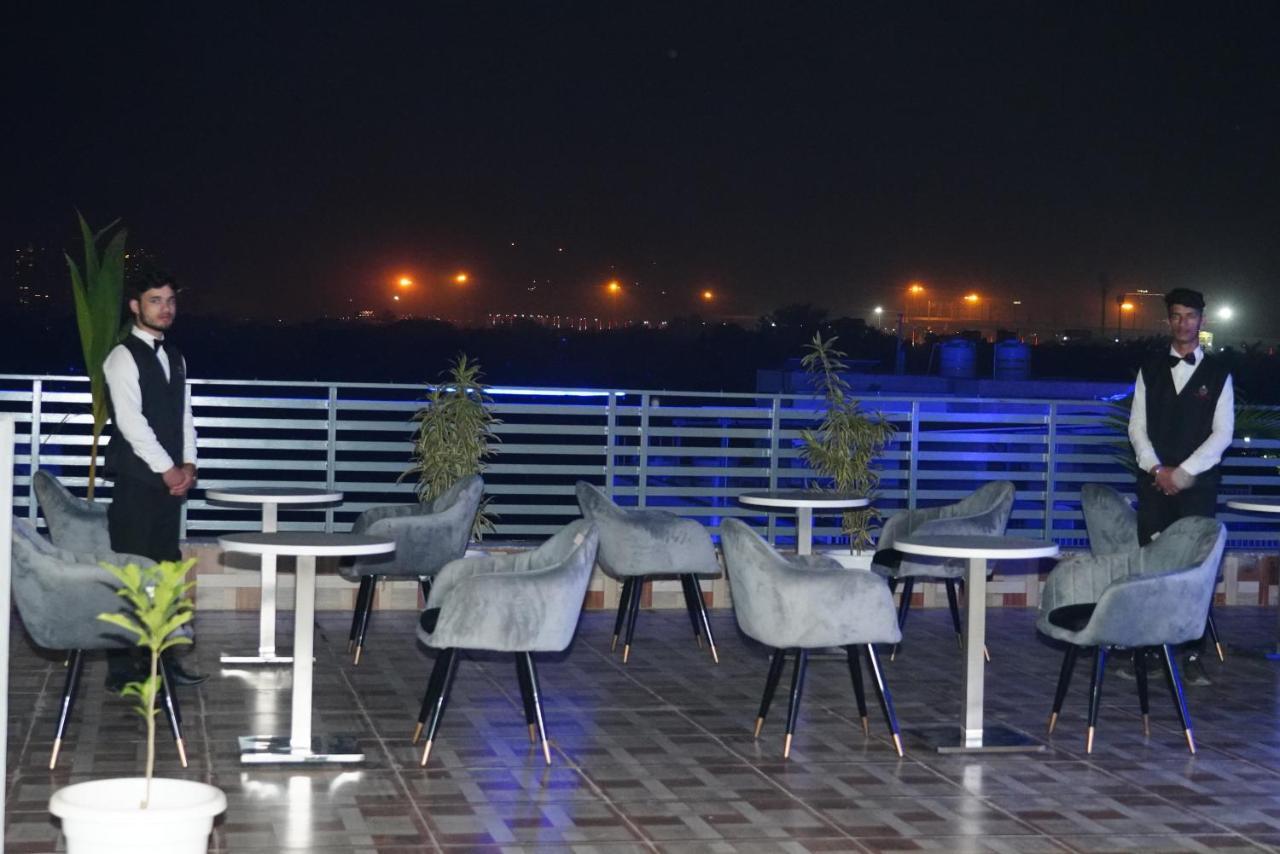 Expomart Inn Greater Noida Esterno foto
