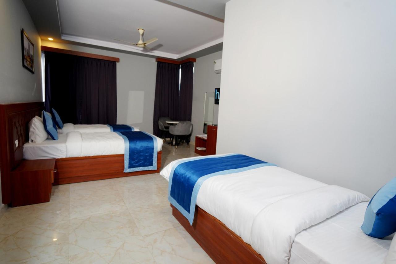 Expomart Inn Greater Noida Esterno foto