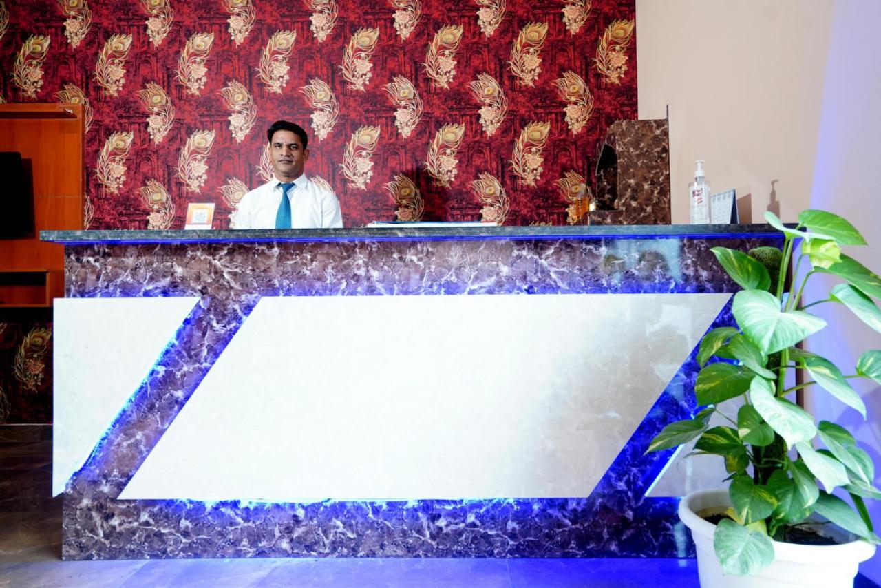 Expomart Inn Greater Noida Esterno foto