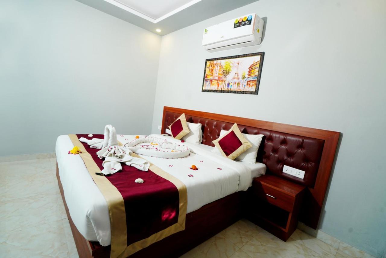 Expomart Inn Greater Noida Esterno foto